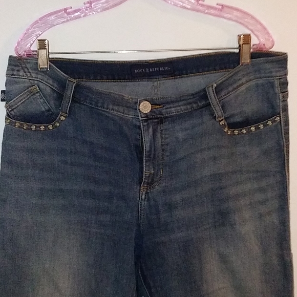 Rock & Republic medium wash skinny jeans size 16 - Picture 2 of 9
